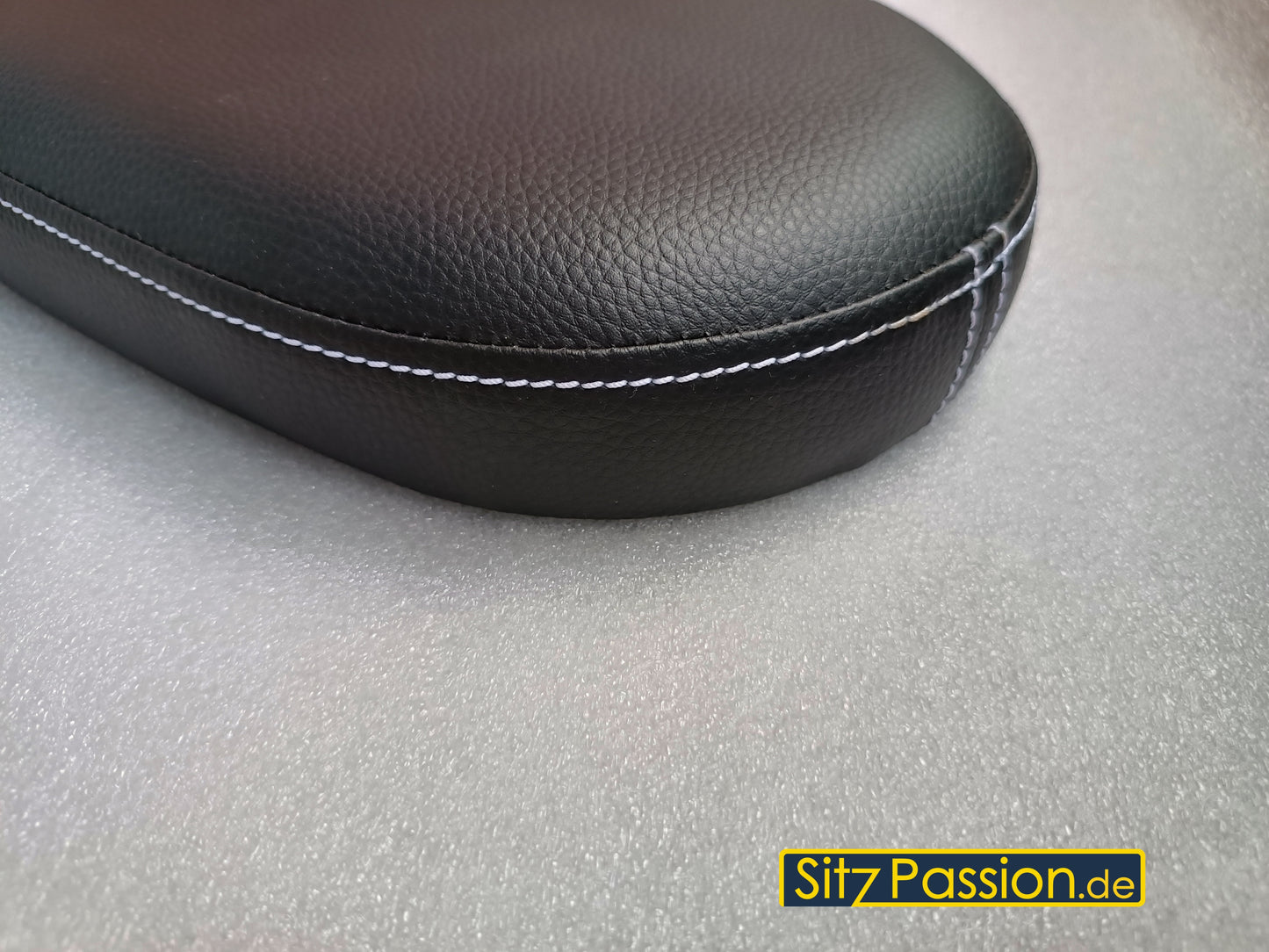 Sitzbank schwarz mit weißer Naht - Simson Schwalbe KR51